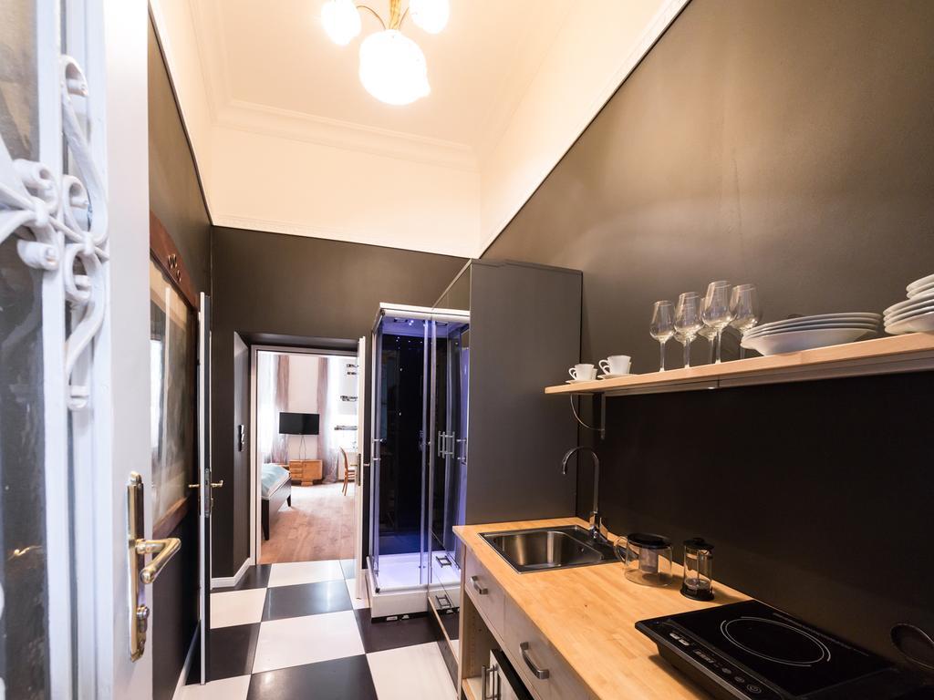 Designappartement Vienna Paintings Экстерьер фото
